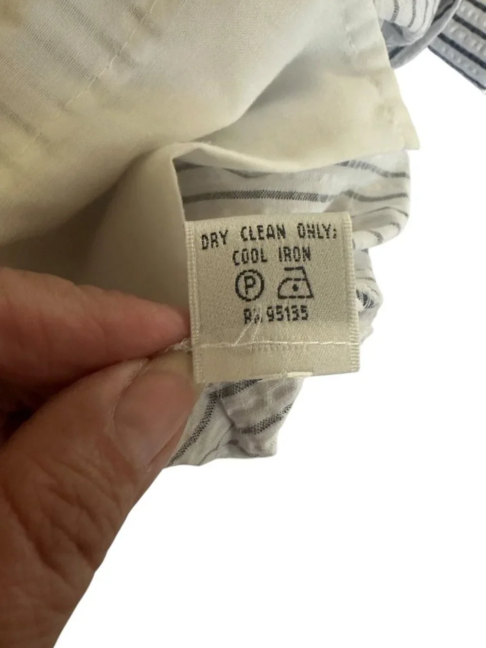 Lafayette 148 New York Striped Seersucker Pants Size 4, EUC - Picture 5 of 6